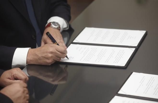 selling a privately held business shareholder contract